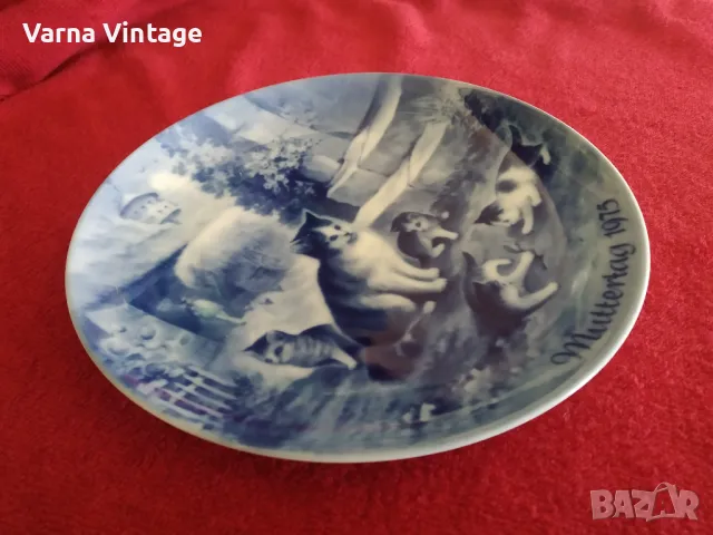 Колекционерска порцеланова чиния Muttertag (Ден на майката) 1975. Berlin Design Германия. марк, снимка 2 - Колекции - 48516316