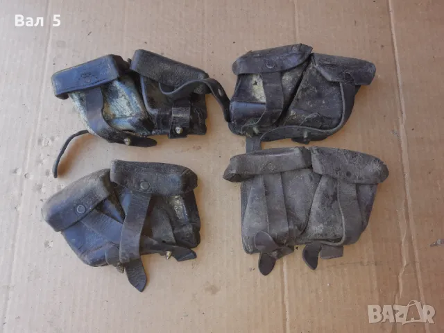 Паласки за Манлихер М 95 - леви и десни - 4 броя . Паласка