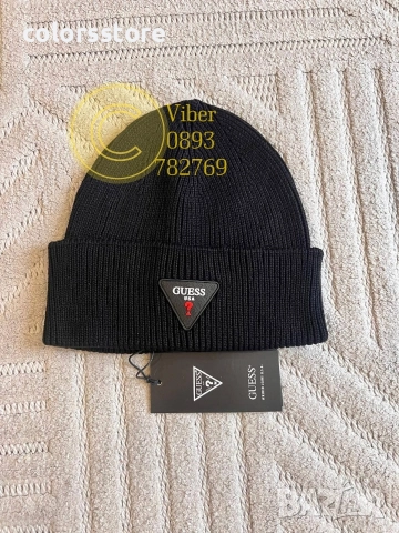 Мъжка зимна шапка Guess код IM44B