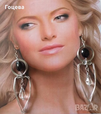 Модерни Арт обици в стил Modern Art с кристали в черно и бяло, снимка 1