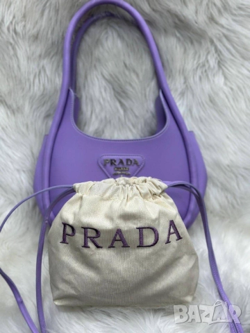 чанти prada, снимка 6 - Чанти - 51457813