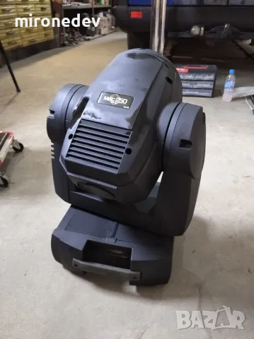 Martin mac 250 Crypton moving head, снимка 3 - Друга електроника - 49246842