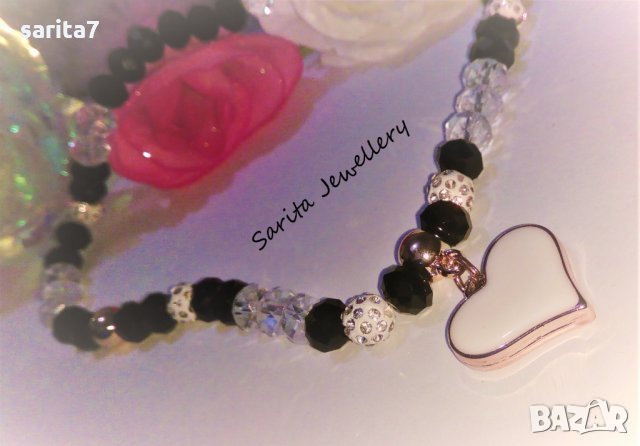 Романтичен комплект от колие, гривна и обеци с бяло сърчице, снимка 4 - Бижутерийни комплекти - 15225120