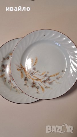 Стари порцеланови чинии, снимка 1 - Чинии - 43504780
