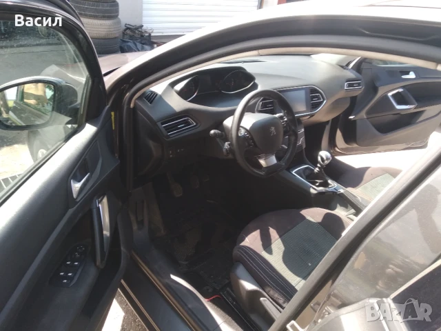 Пежо 308 SW, снимка 5 - Автомобили и джипове - 51400691
