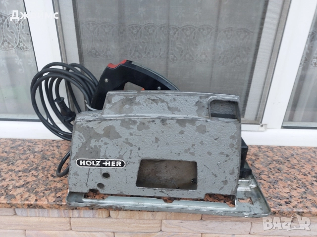 Ръчен циркуляр Holz-her/ 1350W, снимка 3 - Други инструменти - 52659988