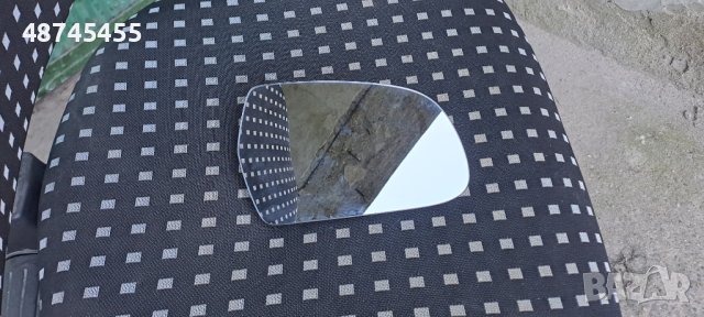 продавам дясно огледало за ауди а3 sportback 2011 година