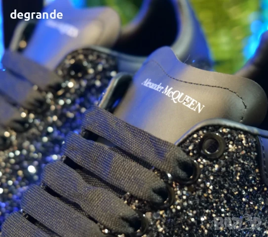 НАМАЛЕНИ Дамски сникърси Alexander McQUEEN цвят черно с камъчета, снимка 3 - Кецове - 51229954