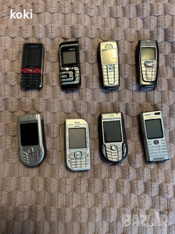 Лот от ретро телефони