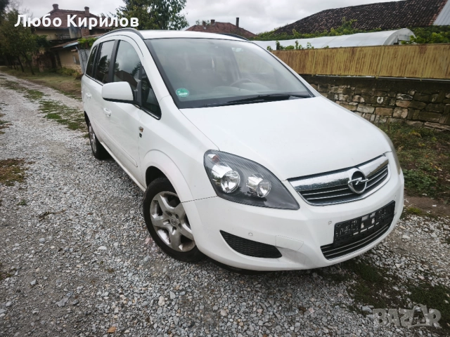 На части Opel Zafira B 1,8 Бензин, снимка 2 - Автомобили и джипове - 52433370
