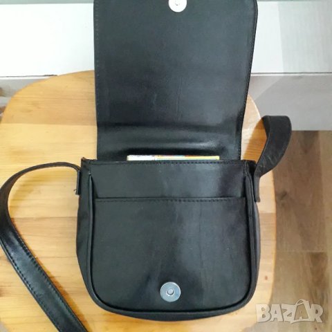 Дамска чанта - естествена кожа , снимка 6 - Чанти - 47324874