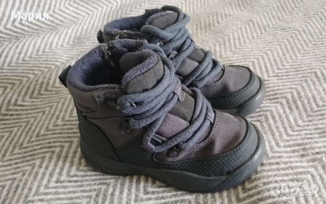 Zara непромокаеми боти номер 22 