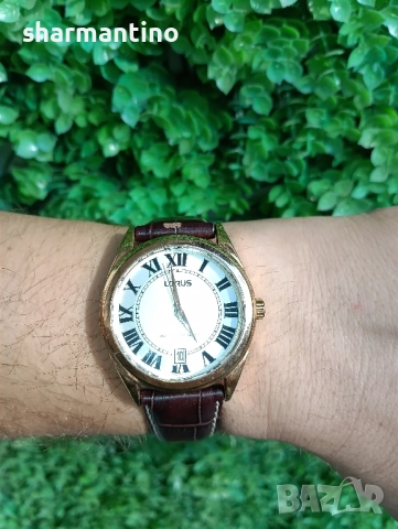 Lorus кварцов японски часовник със златен дизайн, снимка 3 - Мъжки - 51704197