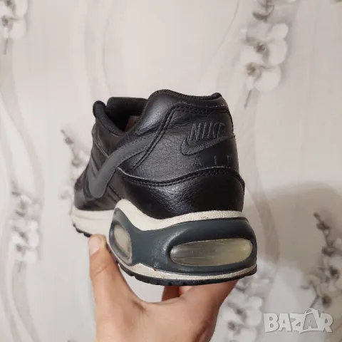 Оригинални кожени маратонки NIKE AIR MAX COMMAND  номер 41,5-42, снимка 14 - Маратонки - 42486471
