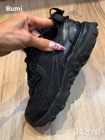 Оригинални маратонки Nike React Vision (GS)! 39 н, 60 лв, снимка 4 - Маратонки - 52344509