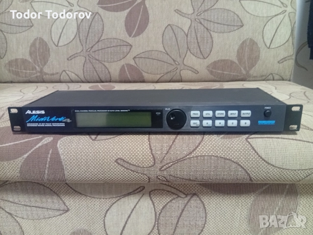 Alesis Midiverb 4, снимка 7 - Други - 52366758