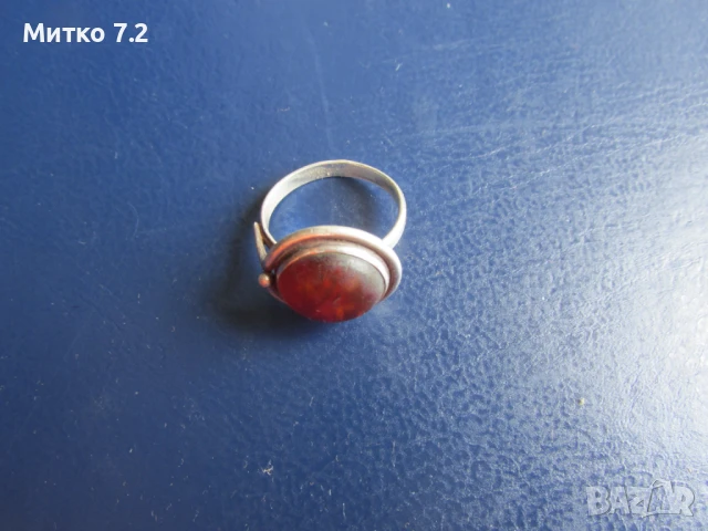 Стар сребърен пръстен с естествен кехлибар, снимка 2 - Пръстени - 50791726