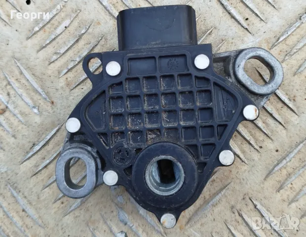 температурен сензор скоростна кутия Toyota , снимка 2 - Части - 48914830