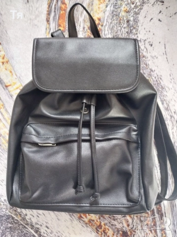 Черна дамска раница 