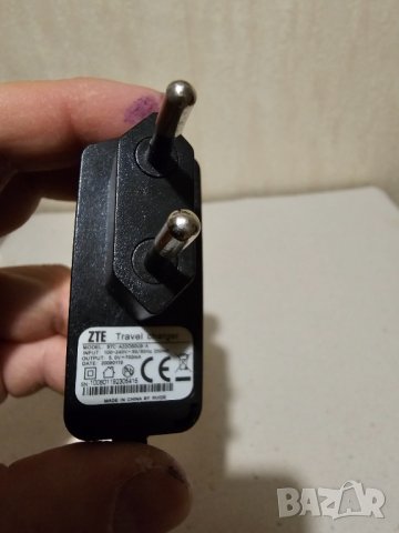 Захранване, адаптор  5 волта - 0,700 ампера, снимка 2 - Друга електроника - 43901444