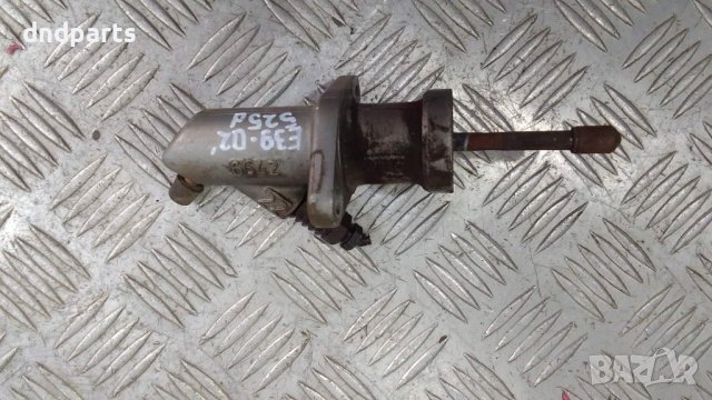 Долна помпа съединител BMW E39 525D 2002г.	