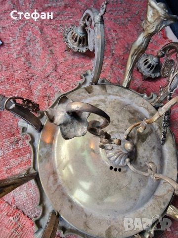 Бронзов бароков полилей с много орнаменти, снимка 4 - Антикварни и старинни предмети - 51920260