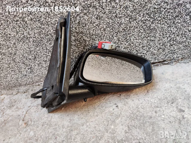 Дясно огледало и панел светлини Фиат Стило/ Fiat Stilo, снимка 2 - Части - 49440548