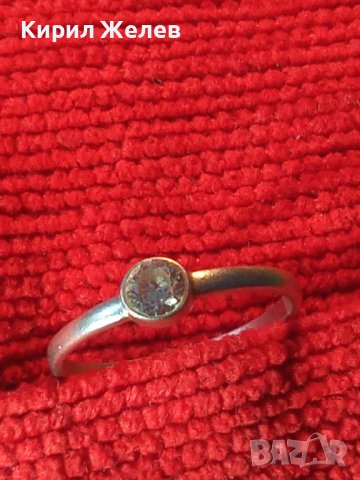 НЕЖЕН СРЕБЪРЕН ПРЪСТЕН Тип ГОДЕЖЕН СРЕБРО 925 с ЮВЕЛИРНО ФАСЕТИРАН БЛЕСТЯЩ КАМЪК ЦИРКОНИЙ 40330, снимка 3 - Пръстени - 42787558