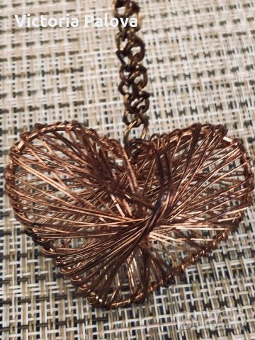 Интересно бижу “Сърце”, снимка 6 - Колиета, медальони, синджири - 27311262