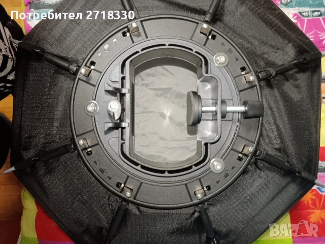 Продавам осмоъгълен софтбокс 65см, снимка 2 - Светкавици, студийно осветление - 53307230