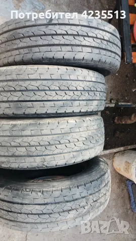 Бусови гуми Bridgestone 215 65 16С, снимка 2 - Гуми и джанти - 50058230