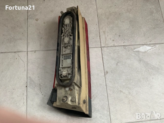 Renault 5 - оригинален стоп, снимка 2 - Части - 53241802