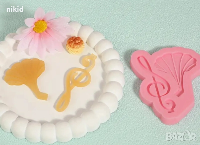 Музика музикален грамофон нота ключ Сол силиконов молд форма фондан шоколад декор, снимка 4 - Форми - 52069964