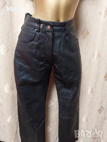 44 Черен кожен панталон/ моторджийски/от естествена кожа , снимка 2 - Панталони - 49341079