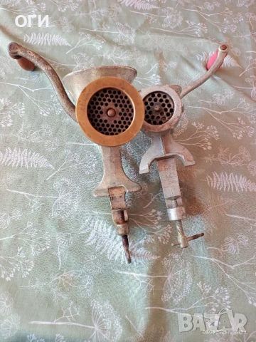 Ръчна месомелачка 2 бр., снимка 2 - Месомелачки - 50604895