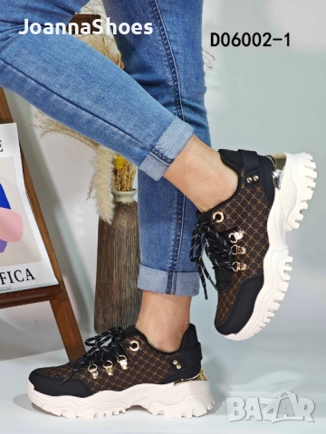 Дамски маратонки код 06002