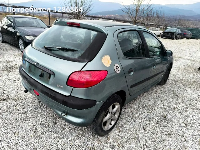 Peugeot 206 1.4 75к.с. НА ЧАСТИ , снимка 3 - Автомобили и джипове - 48983373