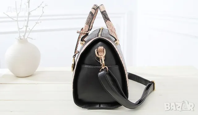 Дамска чанта с декорация от бяла змийска кожа. , снимка 6 - Чанти - 48951647