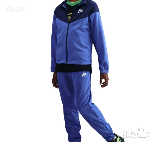 Анцунг Nike размер 147- 158см, снимка 2 - Детски комплекти - 52911423