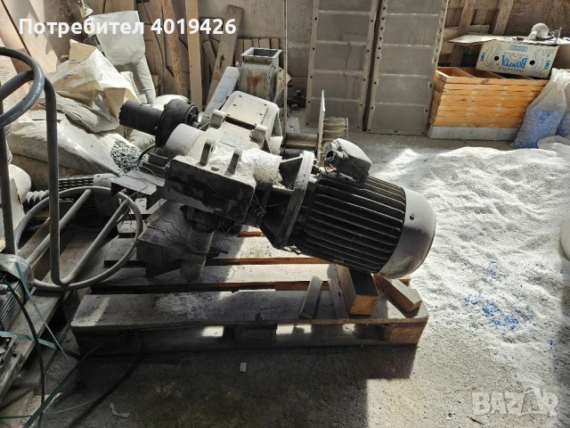 продавам редуктори, снимка 7 - Резервни части за машини - 49946035