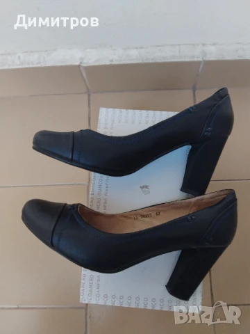 Продавам 3 чифта дамски обувки № 40, снимка 3 - Дамски обувки на ток - 50759398