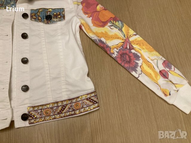 Детско дънково яке Desigual с апликации - ръст 146-152 см., 11-12 г., снимка 3 - Детски якета и елеци - 33413810