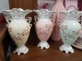 Порцеланови вази в три цвята, снимка 1 - Вази - 38709181