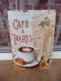 Метална табела кафе на ценъра в Париж кроасан красота тераса
