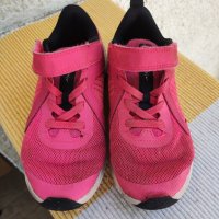 детски маратонки Nike Downshifter 10 (PSV), снимка 2 - Детски маратонки - 43306657
