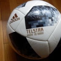 топка Adidas Telstar 18, снимка 1 - Футбол - 26879698