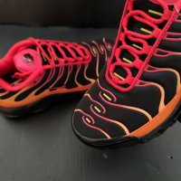 Nike Air Max Plus TN Нови Мъжки Обувки Маратонки Размер 42 Номер 26.5см Черни Червени найк, снимка 4 - Маратонки - 40308906