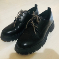 Дамски черни обувки, снимка 2 - Дамски елегантни обувки - 44909509