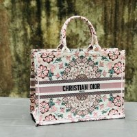 Чанта Christian Dior код 184, снимка 1 - Чанти - 33559377