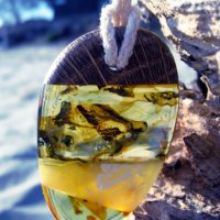 Приказна висулка от естествен балтийски кехлибар / Fabulous Pendant made of Natural Baltic Amber, снимка 12 - Колиета, медальони, синджири - 33332781